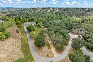 2557 Live Oak Park Rd, Fallbrook, CA 92028 - Photo 3