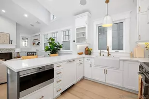 943 F Ave, Coronado, CA 92118 - Photo 9