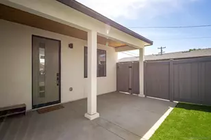 5140 Los Robles Dr, Carlsbad, CA 92008 - Photo 33