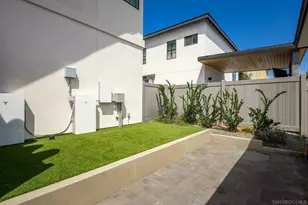 5140 Los Robles Dr, Carlsbad, CA 92008 - Photo 35