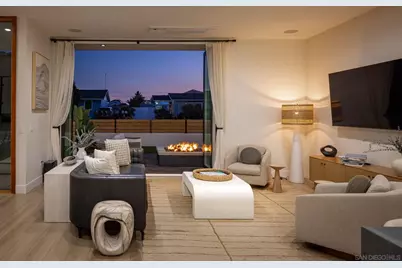 5140 Los Robles Drive, Carlsbad, CA 92008 - Photo 3