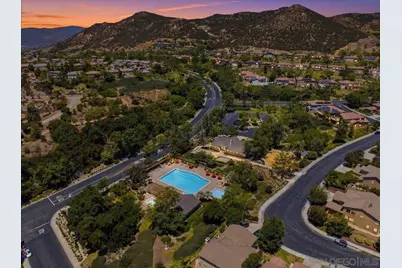  35679 Bowervine Place, Murrieta, CA 92562 - Photo 7