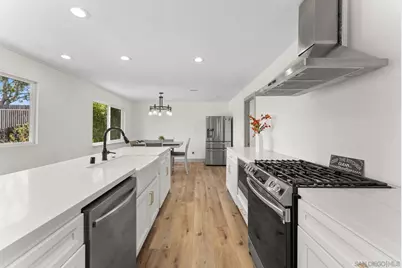  10111 Cliffwood Dr, La Mesa, CA 91941 - Photo 11