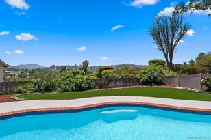 10111 Cliffwood Dr, La Mesa, CA 91941 - Photo 23