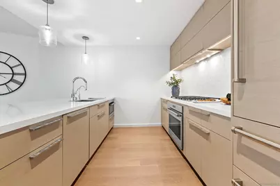  888 W E Street #3904, San Diego, CA 92101 - Photo 9