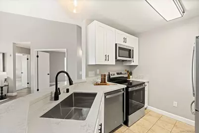  7043 Camino Degrazia #196, San Diego, CA 92111 - Photo 5