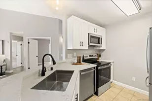 7043 Camino Degrazia, San Diego, CA 92111 - Photo 5
