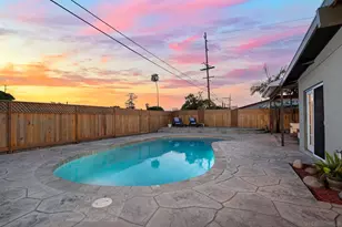 3635 Luna, San Diego, CA 92117 - Photo 25