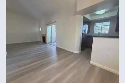  400 Sea Cliff #402, Oceanside, CA 92056 - Photo 7