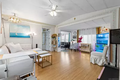  900 N Cleveland St #101, Oceanside, CA 92054 - Photo 5