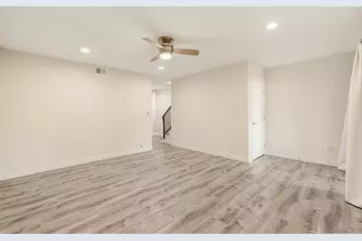  7525 Jerez Ct. #F, Carlsbad, CA 92009 - Photo 5