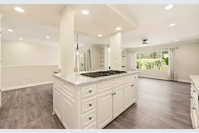  7525 Jerez Ct. #F, Carlsbad, CA 92009 - Photo 15