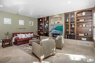4495 Cather Ave, San Diego, CA 92122 - Photo 15