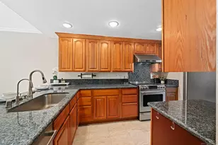 8745 Caminito Sueno, La Jolla, CA 92037 - Photo 13