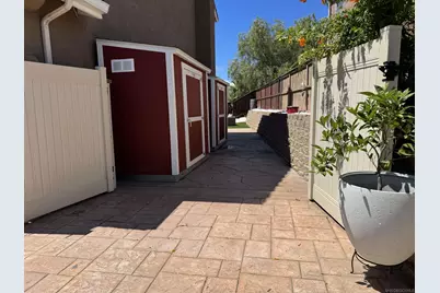  905 Stefas Ct, Chula Vista, CA 91911 - Photo 7