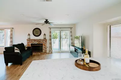  645 Paseo Rio, Vista, CA 92081 - Photo 11