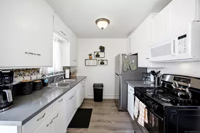  1065-1071 Grand Ave, San Diego, CA 92109 - Photo 9