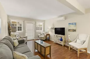 5252 Balboa Arms, San Diego, CA 92117 - Photo 11