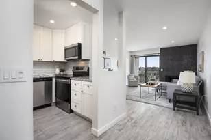 2909 Cowley, San Diego, CA 92117 - Photo 5