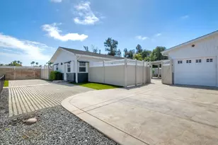 1011 Knowles Ave, Carlsbad, CA 92008 - Photo 17