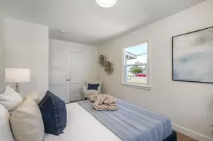 1011 Knowles Ave, Carlsbad, CA 92008 - Photo 9