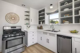 1027 Knowles Ave, Carlsbad, CA 92008 - Photo 9