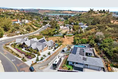  4269 Hillside Dr, Carlsbad, CA 92008 - Photo 15