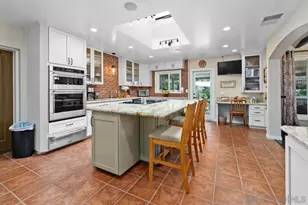 9865 Edgelake Dr, La Mesa, CA 91941 - Photo 15