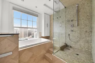 702 Ash St, San Diego, CA 92101 - Photo 17