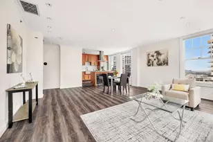 702 Ash St, San Diego, CA 92101 - Photo 5
