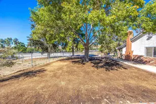33155 Ave D, Yucaipa, CA 92399 - Photo 33