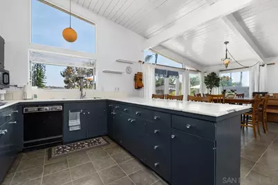 2550 Aster, San Diego, CA 92109 - Photo 9