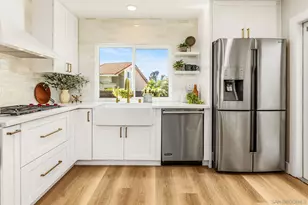 808 Caminito Azul, Carlsbad, CA 92011 - Photo 9