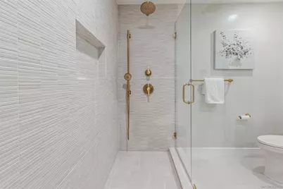  808 Caminito Azul, Carlsbad, CA 92011 - Photo 17