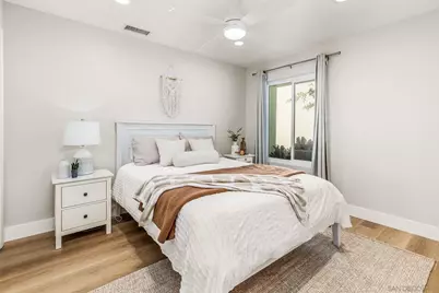  808 Caminito Azul, Carlsbad, CA 92011 - Photo 19