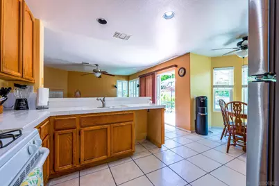  1228 Calle Ultimo, Oceanside, CA 92056 - Photo 9