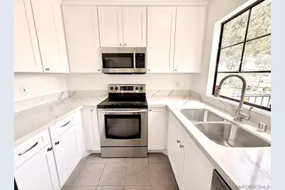  4240 Porte De Merano #71, San Diego, CA 92122 - Photo 3