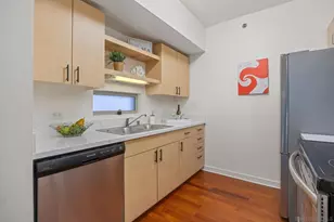 425 W Beech St, San Diego, CA 92101 - Photo 11