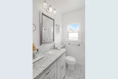  736-38 I, Coronado, CA 92118 - Photo 25
