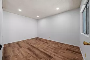 11175 Kelowna Rd, San Diego, CA 92126 - Photo 25