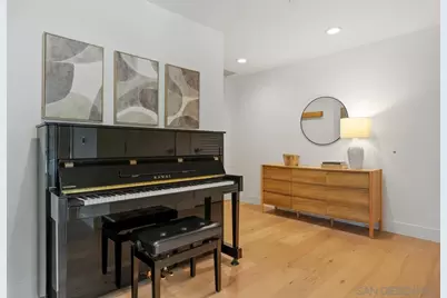  800 The Mark Ln #406, San Diego, CA 92101 - Photo 7