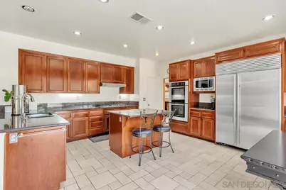  807 Calle Lagasca, Chula Vista, CA 91910 - Photo 17