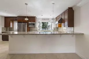 7911 Caminito Del Cid, La Jolla, CA 92037 - Photo 15