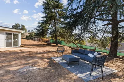  30562 Rolling Hills Dr., Valley Center, CA 92082 - Photo 5