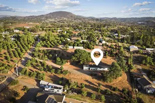 30562 Rolling Hills Dr, Valley Center, CA 92082 - Photo 29