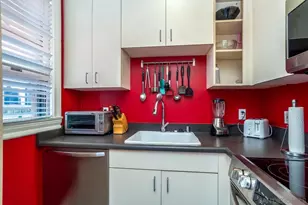 702 Ash St, San Diego, CA 92101 - Photo 19