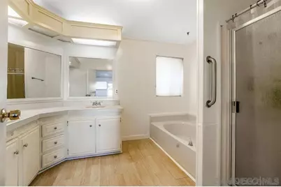  211 N Citrus Avenue #50, Escondido, CA 92027 - Photo 11