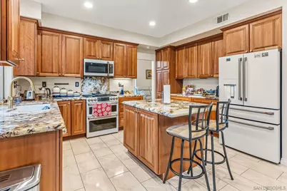  4745 Marblehead Bay Dr, Oceanside, CA 92057 - Photo 5