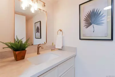  10 Morena #8, Irvine, CA 92612 - Photo 17