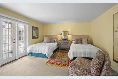  7612 Hillside Dr, La Jolla, CA 92037 - Photo 33